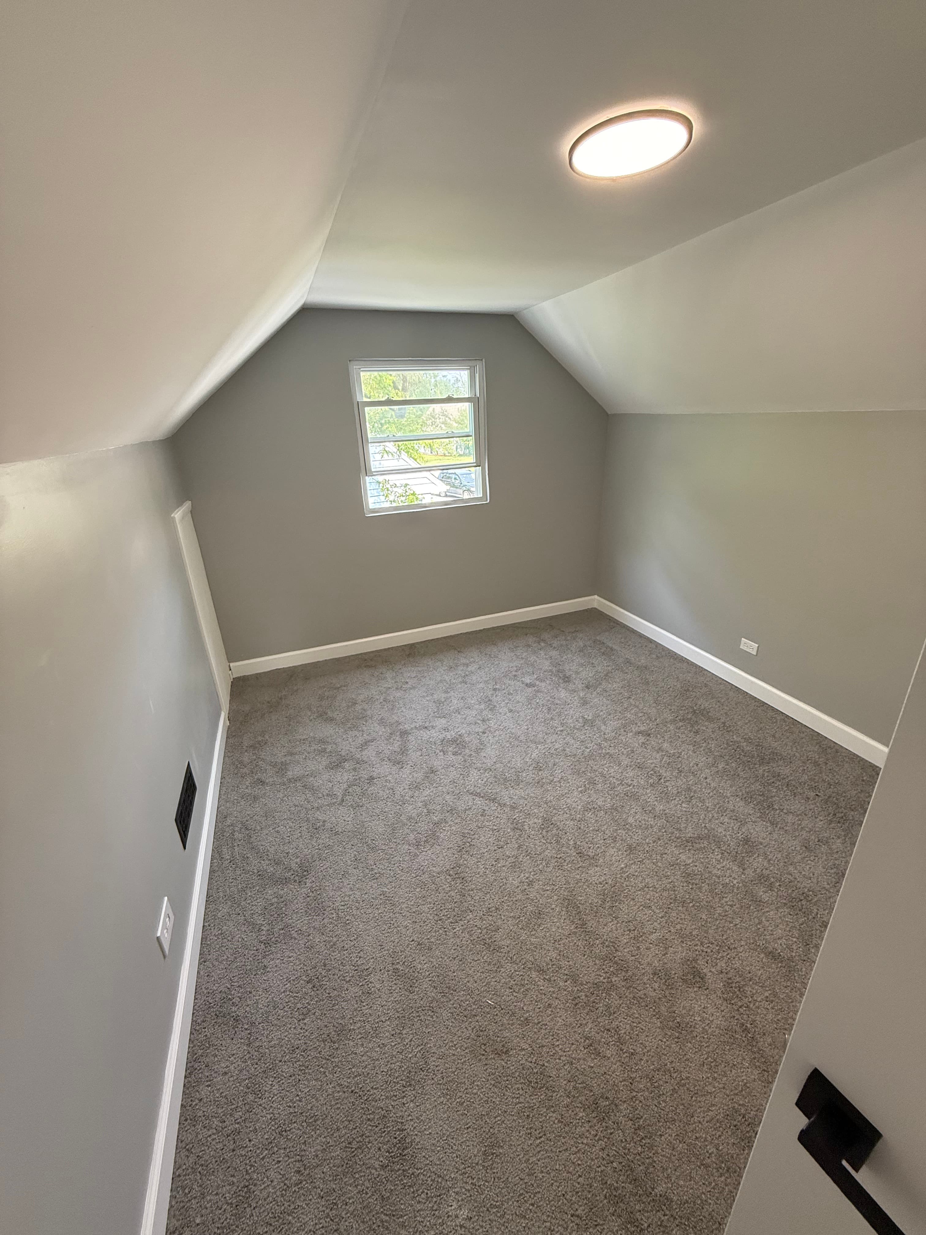 Interior Painting project managed for a Glenview home