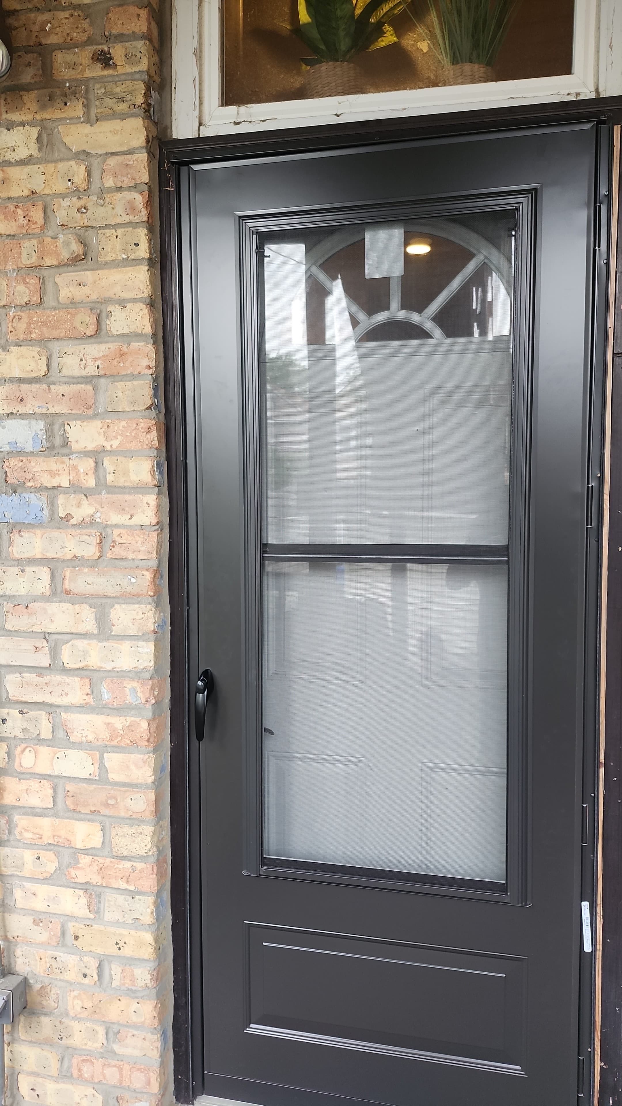 After photo from door screen replacement in Lincoln Park