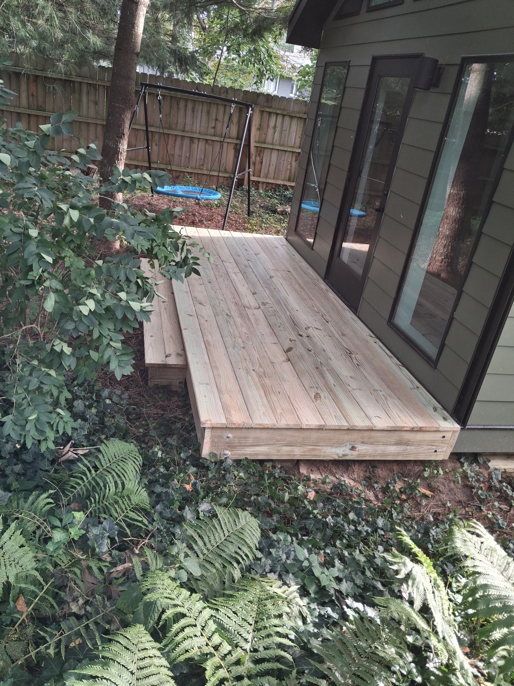 New Buffalo entry after the Lake & Oak project, with a wider wood deck and steps